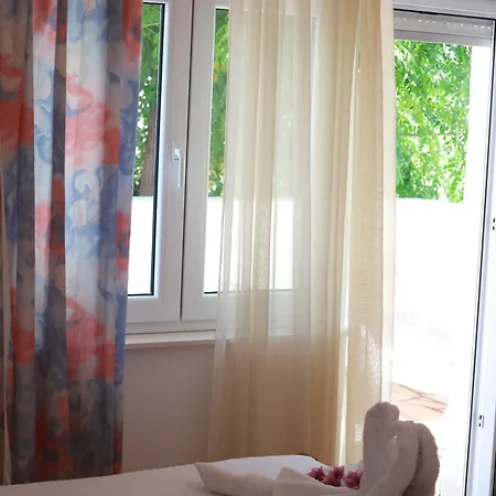 Apartment Mrdan Seget Vranjica
