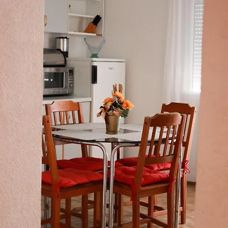 Mrdan Apartment Seget Vranjica